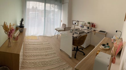 Espace esthétique chez A.Subtil’Art à Peyrilhac, Nouvelle-Aquitaine, FR, avec déco naturelle et cosy.