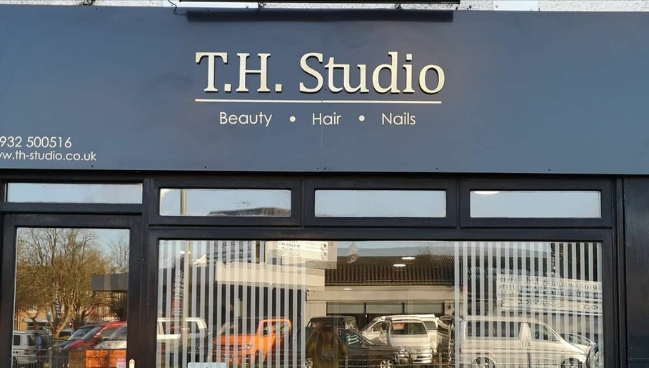 T H Studio – kuva 1