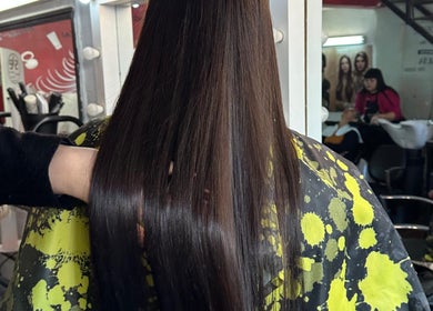 Tratamiento de alisado en Peluqueria Salonn'e, Buenos Aires, Ciudad Autónoma De Buenos Aires, AR.