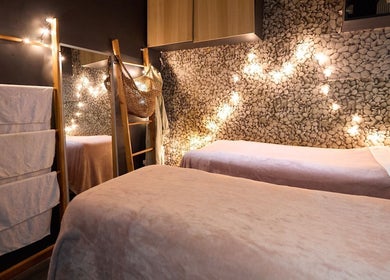 Cozy treatment room at That Organic Salon, Sydney, New South Wales, AU with ambient lighting and relaxing decor.