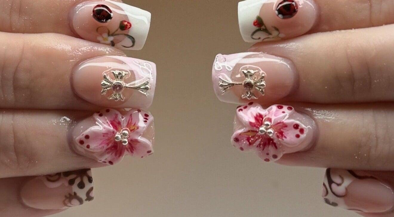 Intricate floral nail art at Kpurenails, Cambridge, Waikato Region, NZ showcasing exquisite design and craftsmanship.