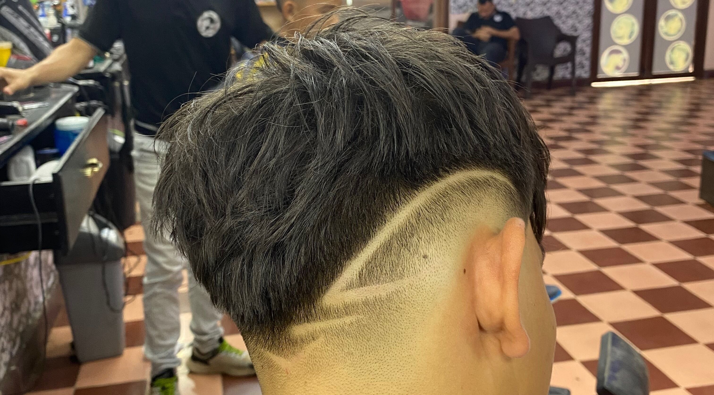 Corte de cabello moderno en Flow Barber Studios, Ocú, Provincia De Herrera, PA.