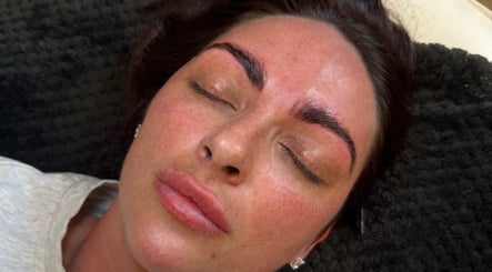 Close-up of a woman's face with groomed brows at Beauty Pod by Ell, Middlesbrough, England, GB.