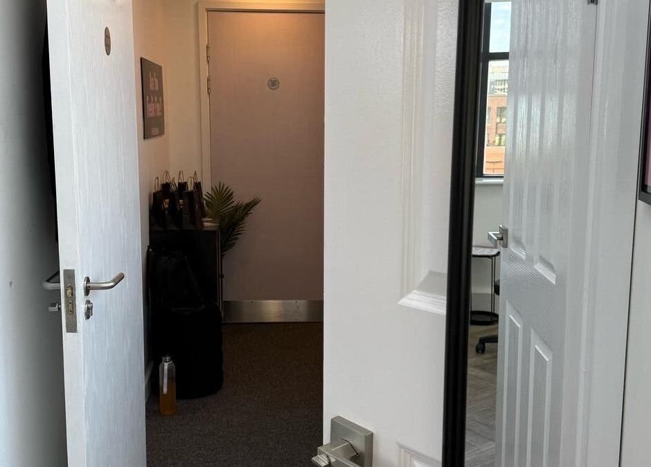 Stylish entrance at Browed by Min in Milton Keynes, England, GB. Modern decor and welcoming ambience.