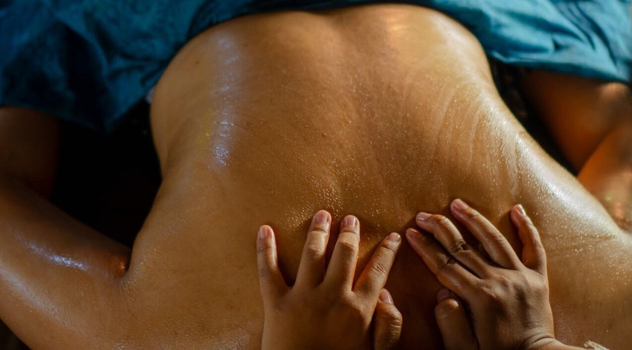 Pijatan santai di Soendaram Spa & Wellness Seaside Oceana, Bali, Bali, ID.