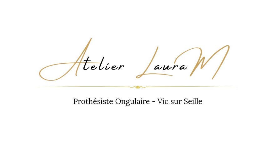 Logo élégant de l'Atelier Laura M à Vic-sur-seille, Grand Est, FR, spécialiste en prothésie ongulaire.