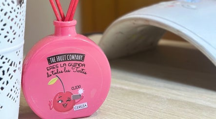 Difusor fragrância em Solange Silva Beauty, Benavente, Santarém, PT, cria ambiente acolhedor.