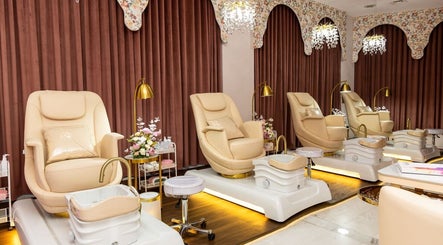 Relax in luxurious pedicure chairs at Maison De Beauté, Doha, Doha, QA, offering ultimate comfort and elegance.