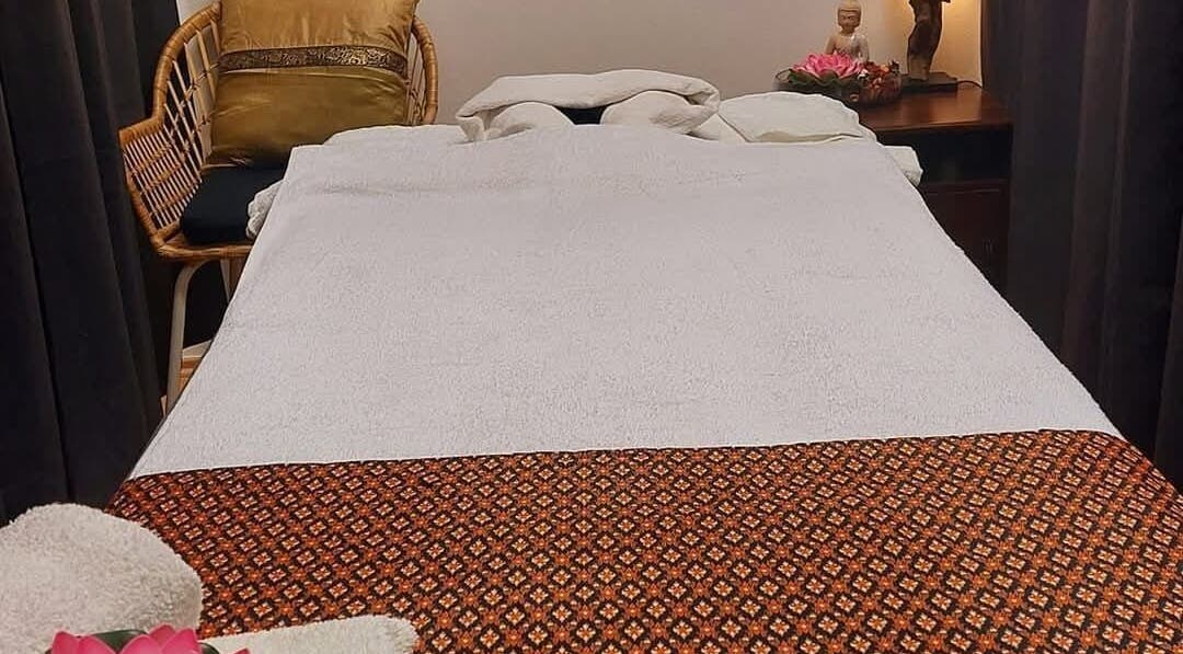 Relaxing massage bed at Lanta Thai Massage, Hlavní Město Praha, CZ, offering a serene ambiance.