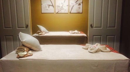 Serene massage room at Thai Metha, North Adelaide, South Australia, AU showcasing tranquil atmosphere.
