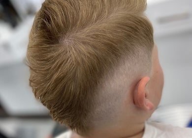 Crisp haircut showcasing a fresh fade at Probarber, Mississauga, Ontario, CA.