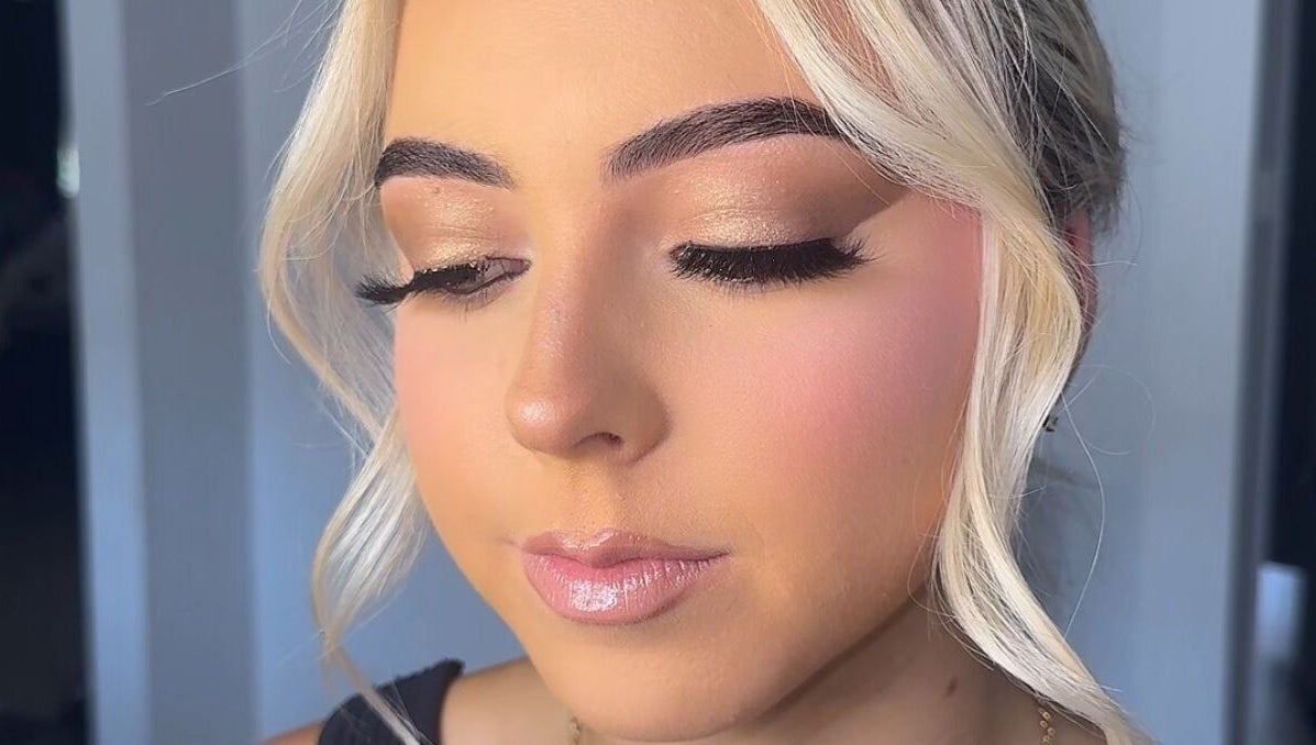 Close-up of elegant makeup at Veloura Artistry, Flinders, New South Wales, AU, showcasing flawless beauty.