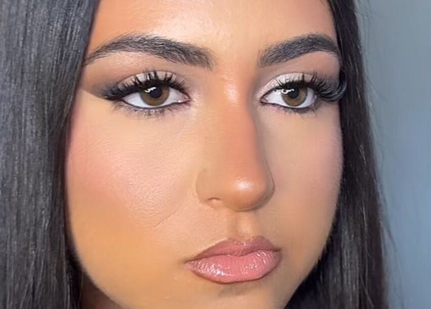 Close-up of a polished makeup look at Veloura Artistry, Flinders, New South Wales, AU, showcasing natural beauty.