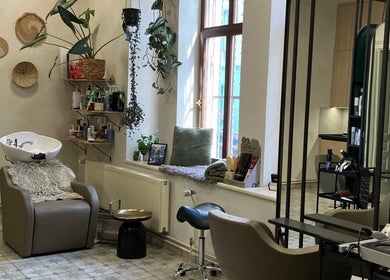 Stylový interiér salonu Matyáš Kahle v Ostravě, Moravskoslezský Kraj, CZ.