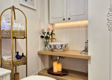 Elegant beauty corner at Skin Well Aesthetics Boutique in London, England, GB with decor and skincare products.