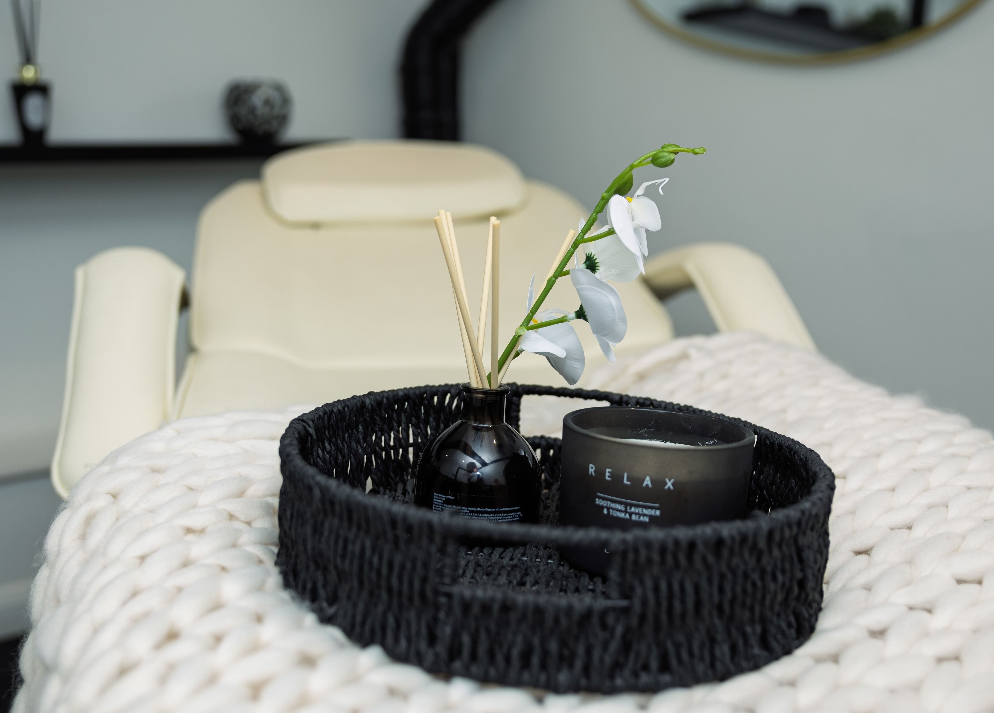 Relaxation setup at The Sigma Clinic, Chelmsford, England, GB with a spa bed and calming decor.