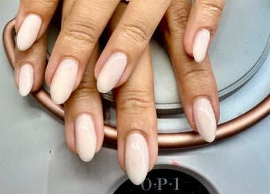 Elegant nails freshly manicured at Ann’s Nails and Beauty, Ruddington, England, GB.