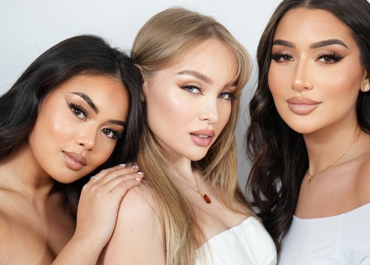 Trois femmes élégantes illustrant les services de BEAUTÉ DU CIL ACADEMY à Blagnac, Occitanie, FR.