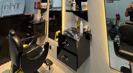 Modern styling chair and mirror at TrimLine Salon, Karachi, Sindh, PK.
