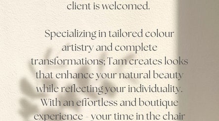 Welcome message at Tam’s Chair, Cape Town, enhancing beauty through tailored artistry.