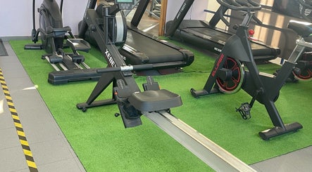 Ginasio Hs gym with rowing machine, treadmill, and bike in Vila Nova De Milfontes, Beja, PT.
