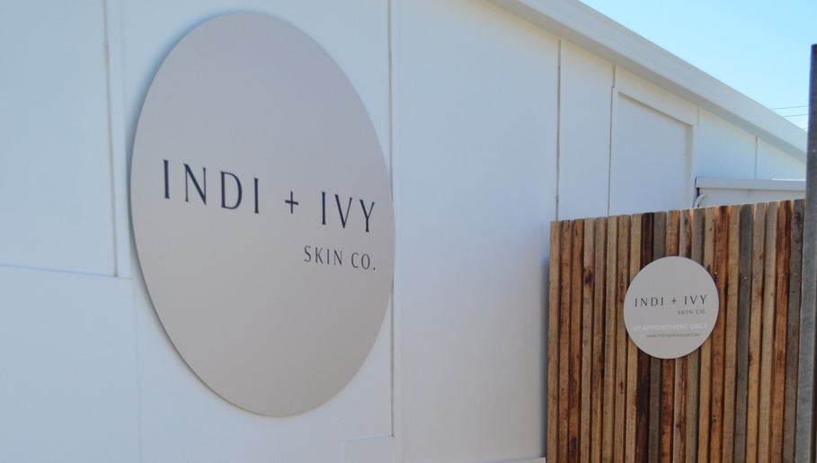 Indi+Ivy SkinCo signage on a modern wooden facade in Rye, Victoria, AU.