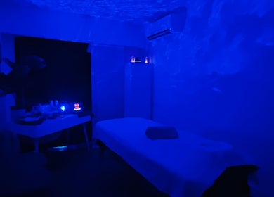 Chambre de relaxation lumineuse chez Dhelaroma, Nice, Provence-alpes-côte D'azur, FR.