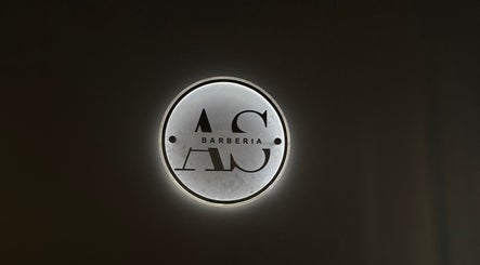Logo de AS Barberia, iluminado en Maldonado, Departamento De Maldonado, UY.