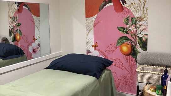 Creative Spa & Az Siam Thai Massage