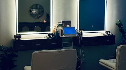 Cozy hair styling station at Oula Head Spa, Brisbane, Queensland, AU with warm lighting and modern decor.