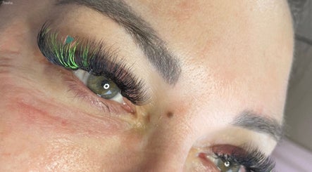 Green lash extensions at FREAKlash @ Home Studio (Hove), in Hove, England, GB enhance natural beauty.