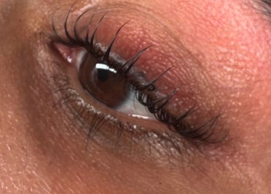 Closeup of eye with natural lashes at Skin Allure by Sameera O’ Bemat, Cape Town, Western Cape, ZA.
