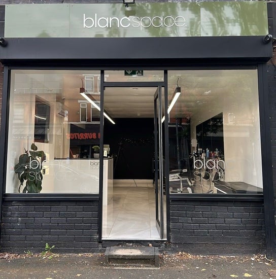blanc space.