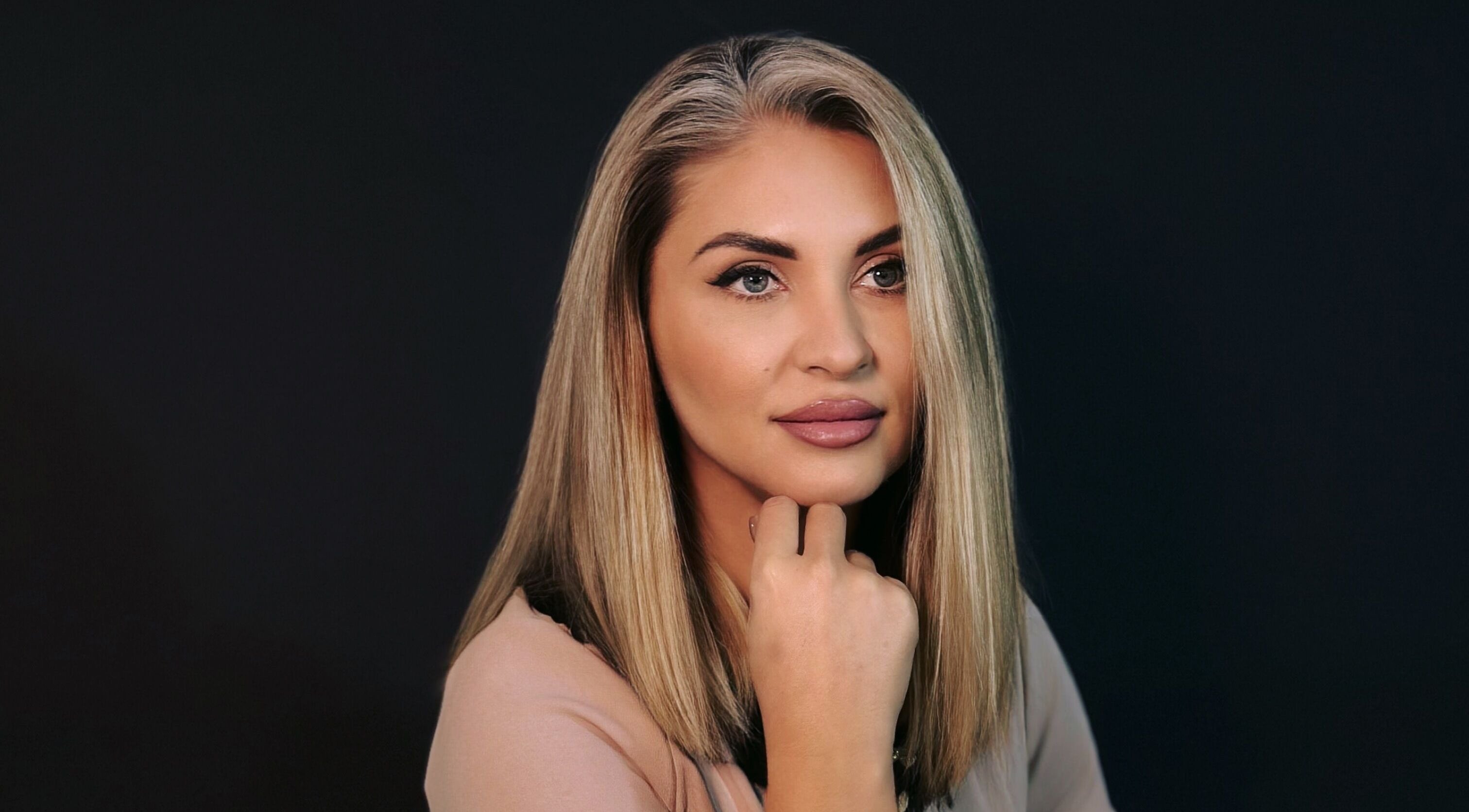 Портрет у студії з Olesia Nikitina Beautyexpert в Alacant, Comunidad Valenciana, ES