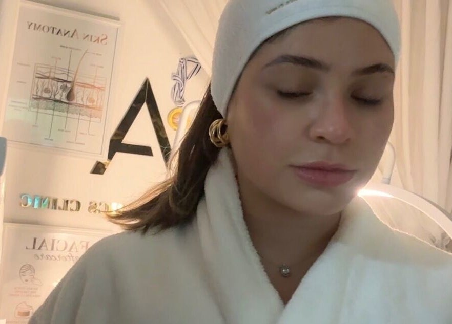 Relaxed client at Victoria aesthetic clinic, Rishon Lezion, Center District, IL.