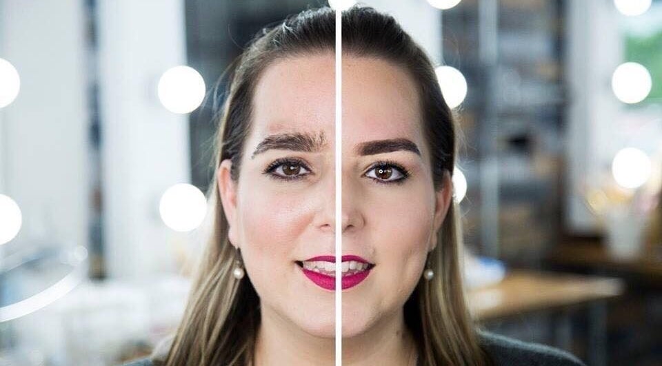 Antes y después de un maquillaje en Sara Maldonado Beauty Spa, San Nicolás De Los Garza, Nuevo León, MX.