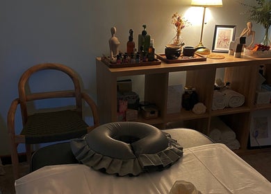 Cozy massage room at Pearl BodyCare in Bunbury, Western Australia, AU with dim lighting and serene decor.
