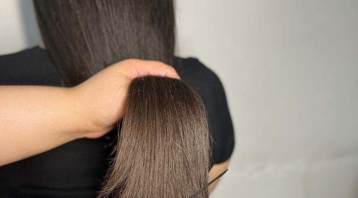 Corte de cabello en MAR-YOU, Ciudad Santa Catarina, Nuevo León, MX. Pelo lacio y cuidado.