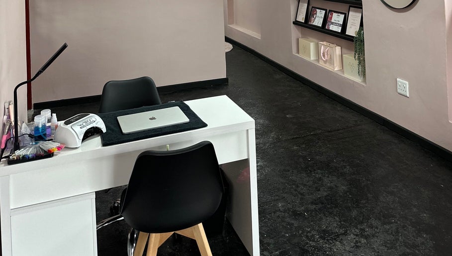 Modern nail workstation at Alae Aesthetics & Cosmetics, Gqeberha, Eastern Cape, ZA, showcasing elegance and style.