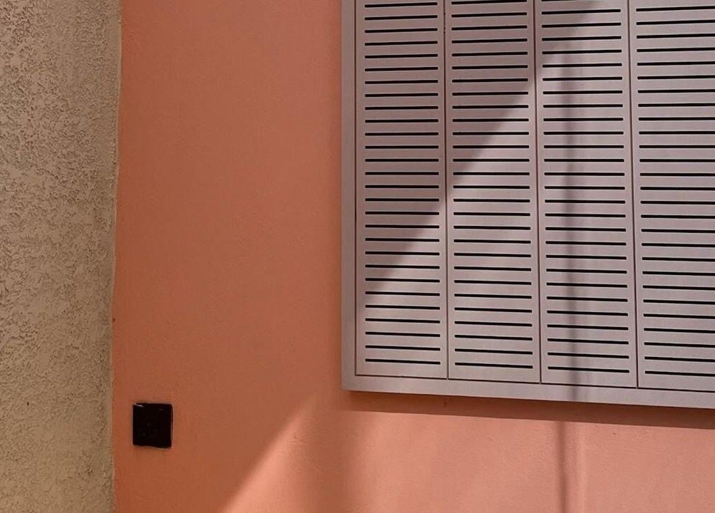 Lapalma boutique's stylish wall with peach tones in Riyadh, Riyadh Province, SA.