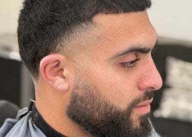 Close-up of a fresh haircut at Hdcutz Leo, London, England, GB, showcasing precision and style.