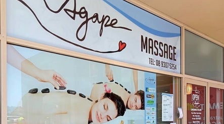 Agape Massage 位于澳大利亚西澳大利亚 Beldon 的店面展示按摩服务。