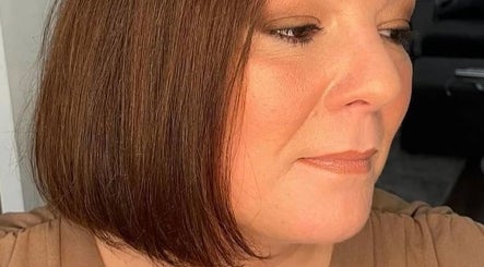 Close-up of a woman with elegant makeup at Emma Pollock Makeup, Clydebank, Scotland, GB.