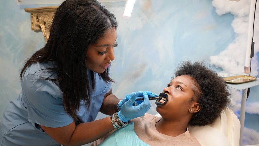 Professional teeth whitening at The RL Aesthetic in Milton Keynes, England, GB with close attention to detail.