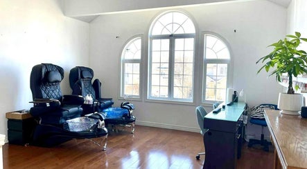 Relaxing spa chairs and manicure station at Jenny Khmer Nails & Spa in London, Ontario, CA, offering soothing services.