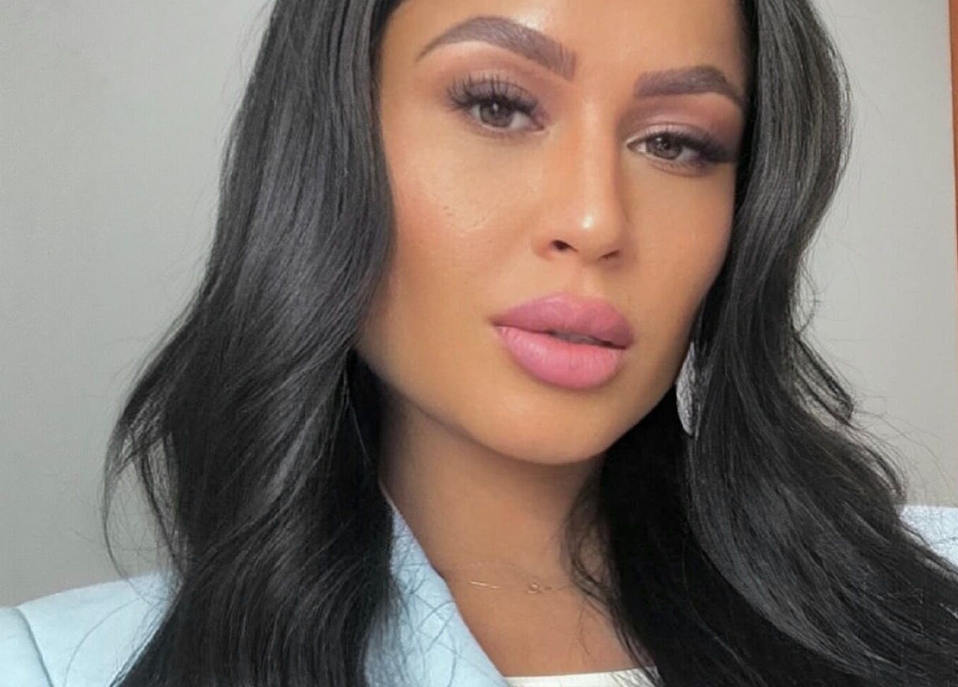 Mulher exibindo maquiagem elegante em Ma Belle Estetica, Lisboa, Lisboa, PT.