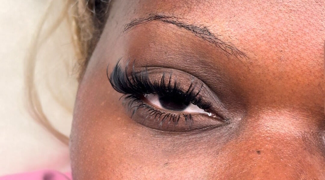 Close-up of elegant eyelash extensions at Diveyen Lash, Ottawa, CA.