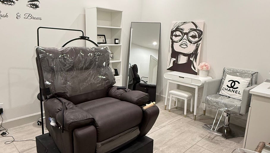 Роскошный интерьер спа LUXURY Day SPA на 21777 Merchants Way Unit 310 Katy, TX 77449 в Katy, Texas, US.