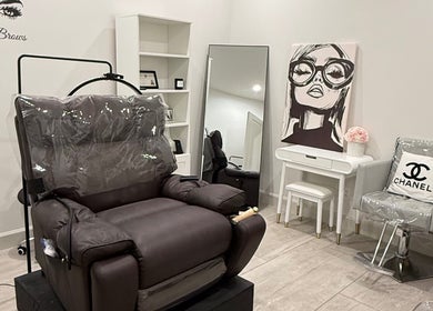 Роскошный интерьер спа LUXURY Day SPA на 21777 Merchants Way Unit 310 Katy, TX 77449 в Katy, Texas, US.