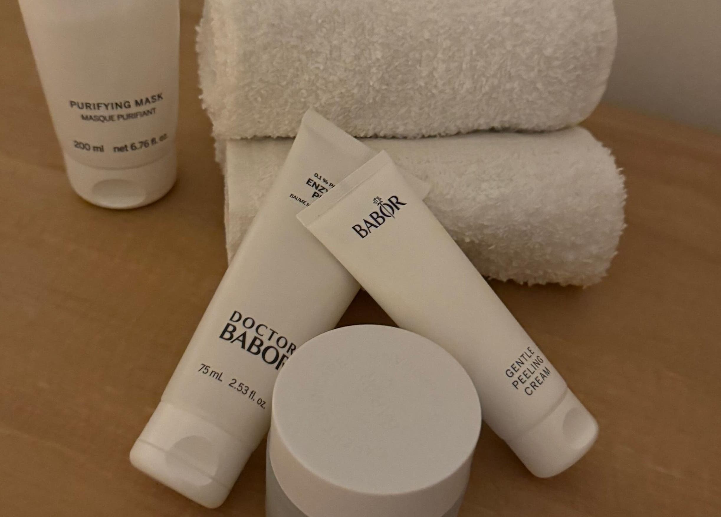 Spa products and towels at Skincare By Elena, Cape Town, Western Cape, ZA for a relaxing experience.